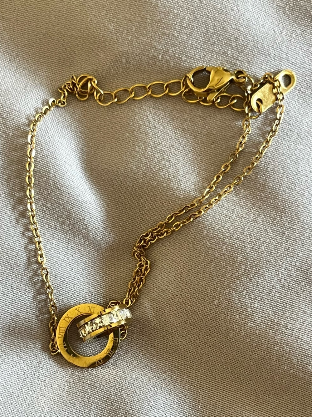 Gold Multi-Layer bracelet Set - Picture 4 of 5